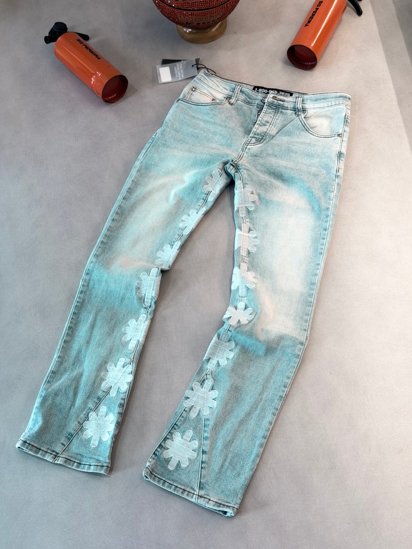 JEAN LOS AZUL CLARO VAQUERO FLORES BLANCAS
