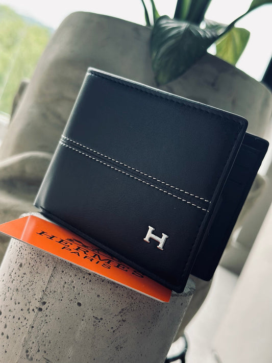 BILLETERA HER NEGRA LISA H MET