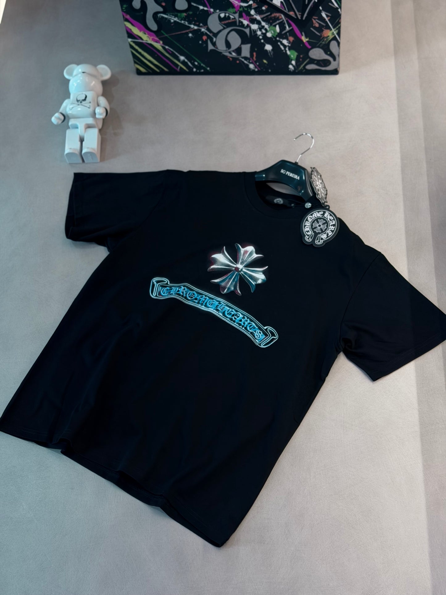 CAMISETA OVERSIZE CHR NEGRA CHR AZUL