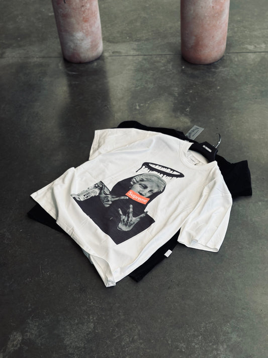 CAMISETA OVERSIZE WIN BLANCA ESTATUA SUPR
