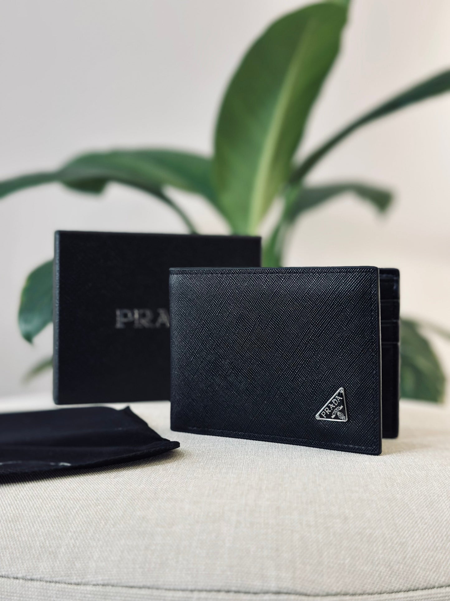BILLETERA PRA NEGRA CLASICA LOGO