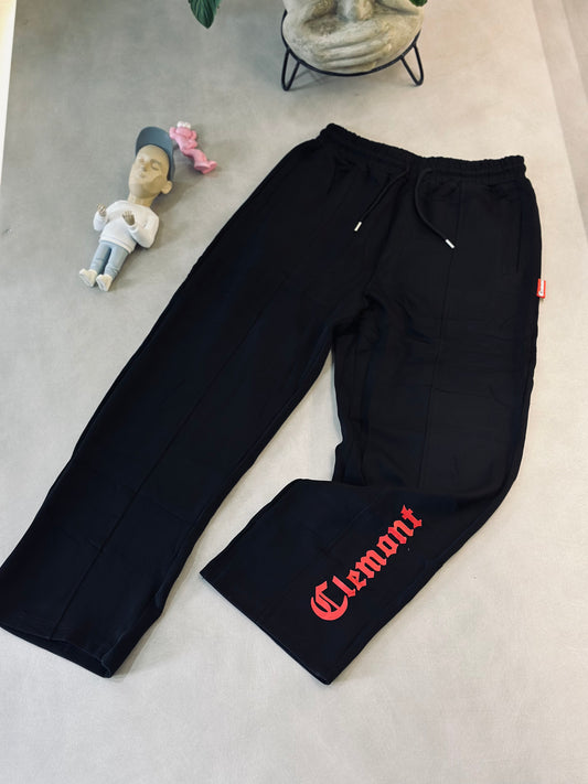 SUDADERA CLE NEGRA CLE DETALLE ROJO