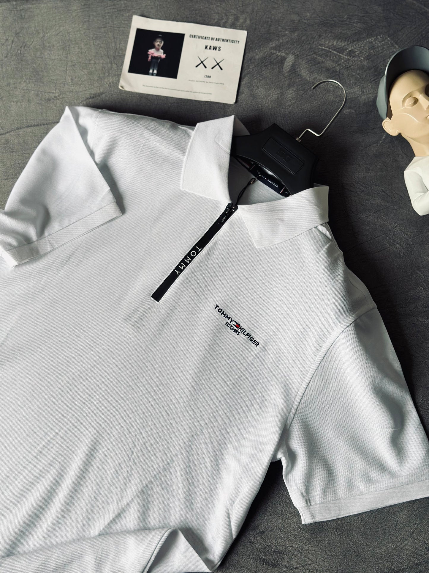 CAMISETA POLO TOM BLANCA CREMALLERA NEGRA